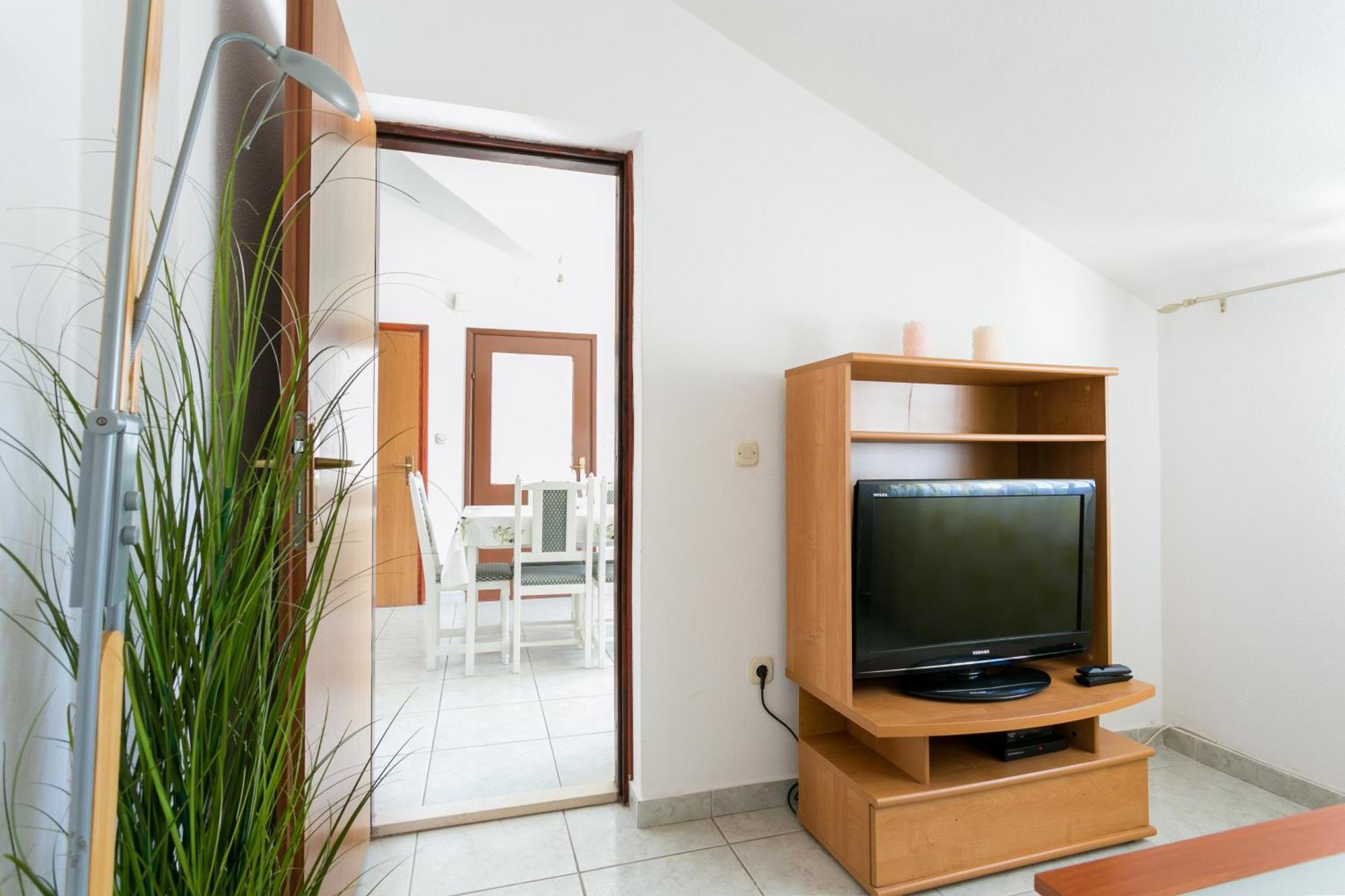 Apartments And Rooms With Parking Space Supetar, Brac - 5658 חדר תמונה