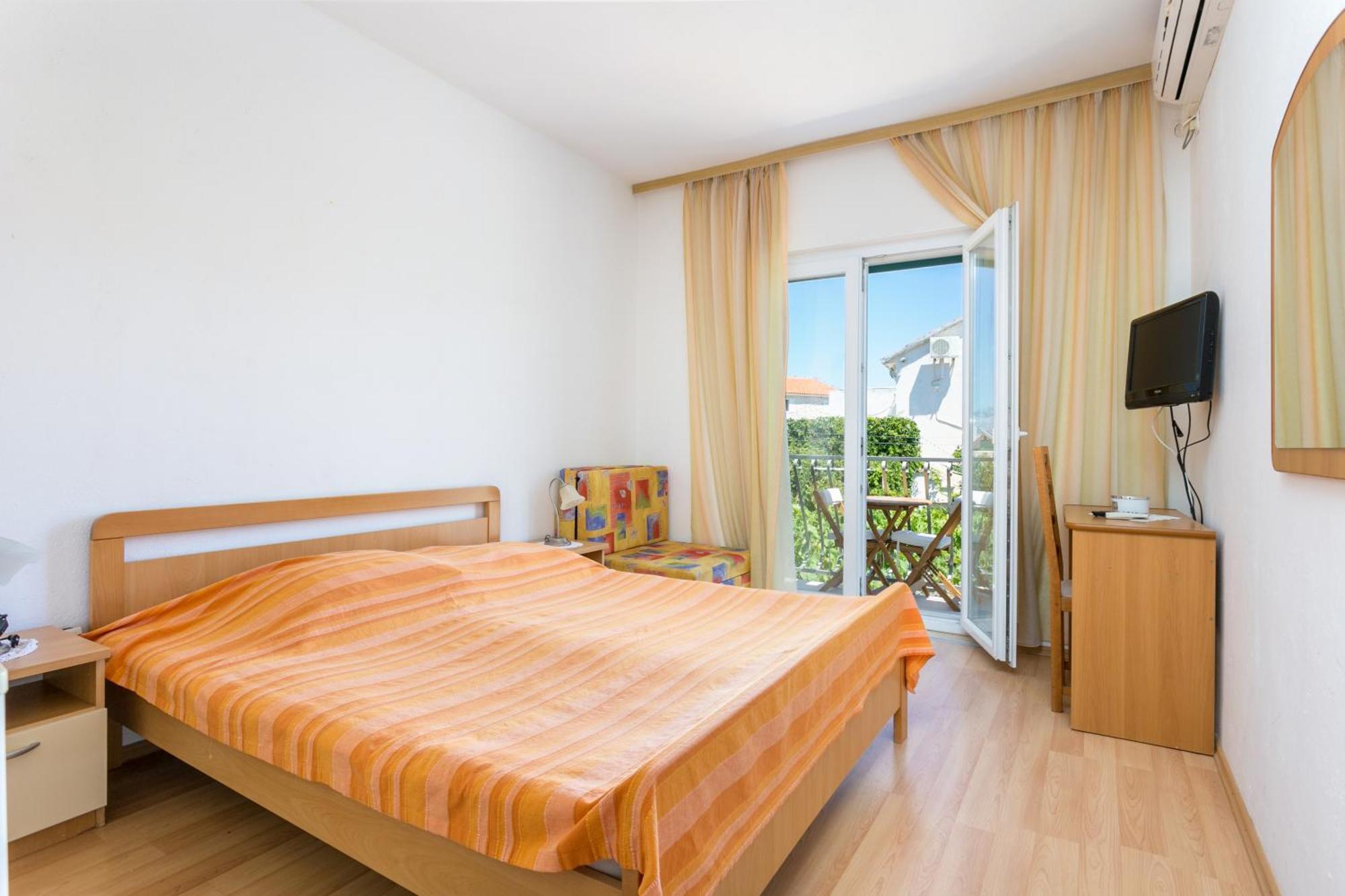 Apartments And Rooms With Parking Space Supetar, Brac - 5658 מראה חיצוני תמונה